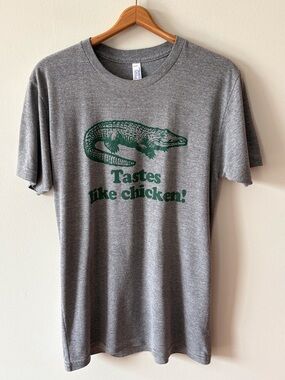 Tastes Like Chicken! T-Shirt Heather Grey Size Medium
